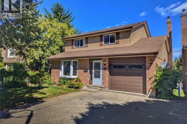 56 Scenic Wood Crescent, Kitchener