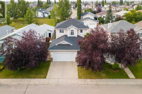 56 Silver Creek Boulevard, Airdrie, AB, photo 2