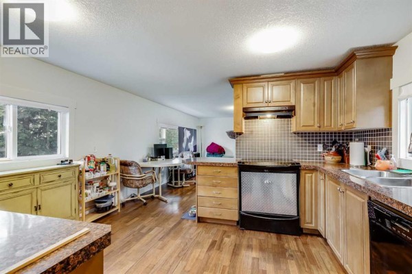 56 Spring Dale Circle Se, Airdrie, AB, photo 2