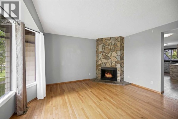 Kitchen - 56 Templeridge Crescent Ne, Calgary, AB T1Y4M4 Photo 3