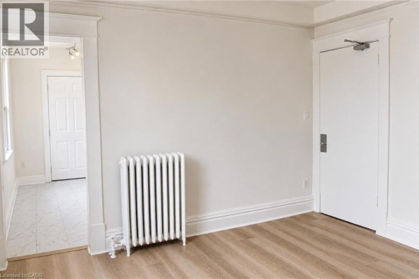 Primary Bedroom - 56 Wentworth Street N Unit# 4, Hamilton, ON L8L5V4 Photo 4