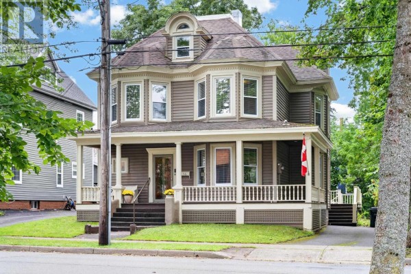 56 Whitney Avenue, Sydney, NS, photo 2