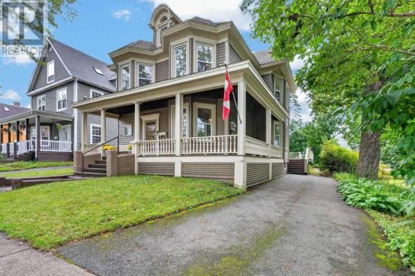 56 Whitney Avenue, Sydney, NS, photo 3