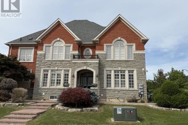56 Woodvalley Crescent, Vaughan, ON L6A4J6 Photo 3