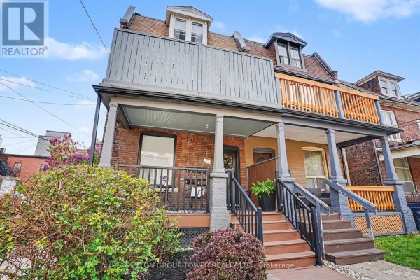 Great room - 560 Indian Grove, Toronto, ON M6P2J4 Photo 4
