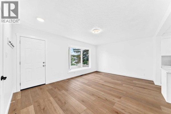Bedroom - 5603 Trelle Drive Ne, Calgary, AB T2K3V3 Photo 5