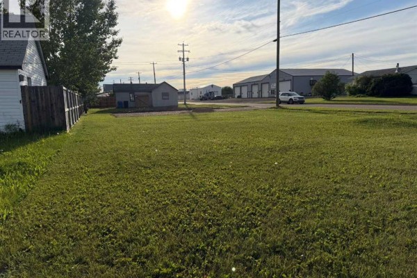 5605 49 Street, Grimshaw, AB T0H1W0 Photo 4