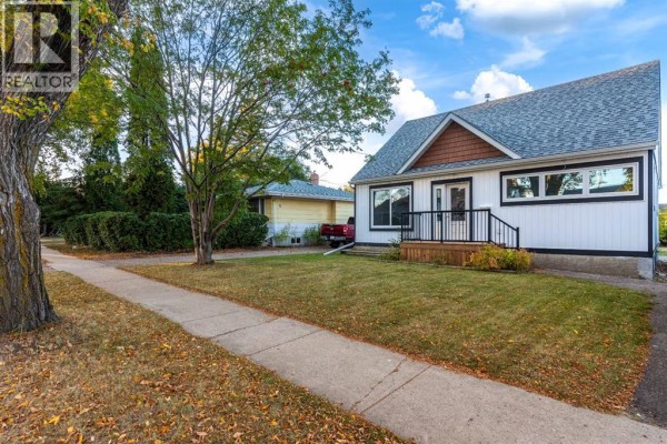 Residential for sale at 5606 50th Street, Lloydminster, AB - MLS® N8fJSL