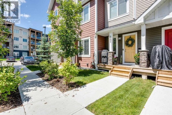 561 Canals Crossing Sw, Airdrie, AB, photo 2