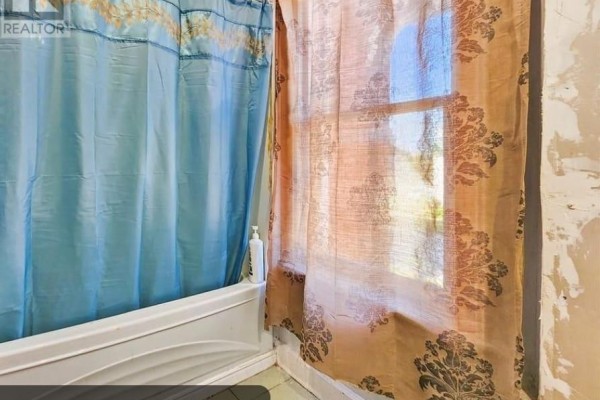 561 Gould Street, South Bruce Peninsula, ON N0H2T0 Photo 5
