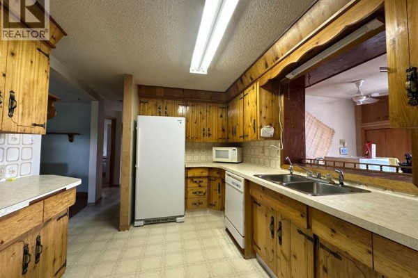 Bedroom - 5613 48 Avenue, Ponoka, AB T4J1K2 Photo 5