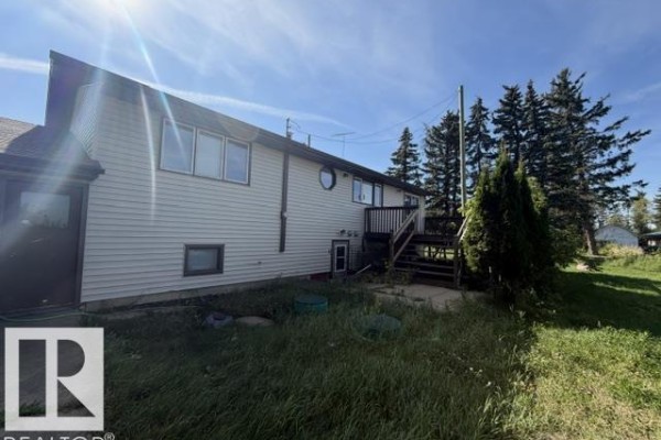 Primary Bedroom - 5616 50 Av, Legal, AB T0G1L0 Photo 4