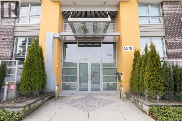 5619 Cedarbridge Way, Richmond, BC V6X0P8 Photo 2
