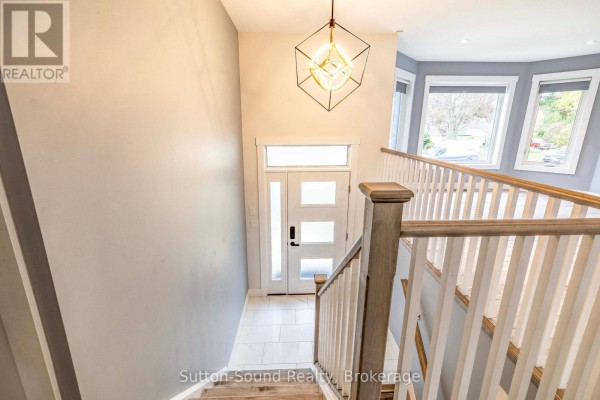 Bathroom - 562 24th Street W, Owen Sound, ON N4K5N2 Photo 3