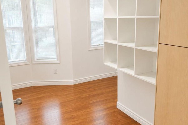 562 Bathurst Street, Toronto, ON M5S2P9 Photo 3
