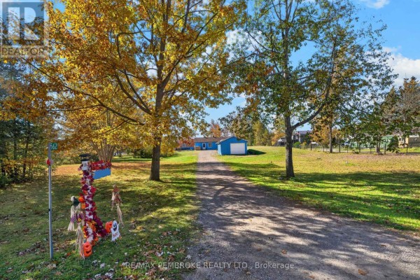 562 Bayview Drive, Whitewater Region, ON, photo 2