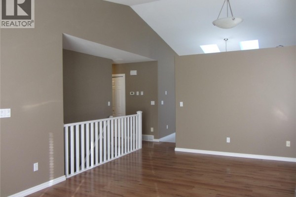 Bedroom - 562 Blackburn Crescent, Saskatoon, SK S7V1E8 Photo 4