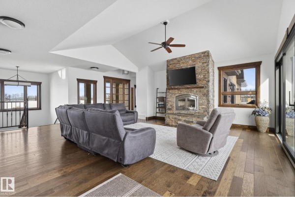 56229 Rge Road 242, Rural Sturgeon County, AB, photo 3