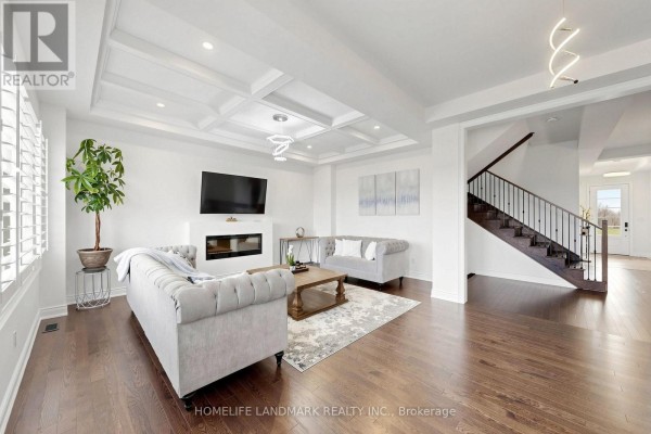563 Beam Court, Milton, ON, photo 3
