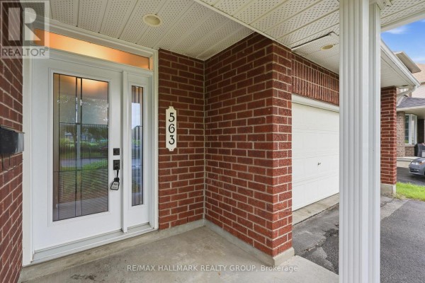 563 Evangeline Street, Ottawa, ON K4A4G4 Photo 5