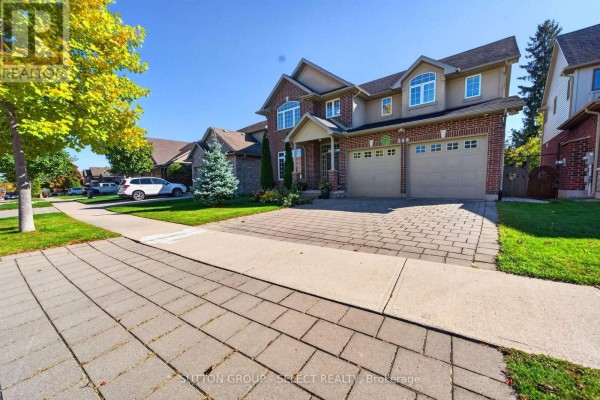 Family room - 563 Firefly Drive, London North, ON N5X0E2 Photo 3