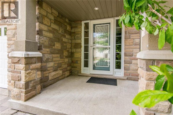 2pc Bathroom - 563 Woolgrass Avenue, Waterloo, ON N2V2Y2 Photo 2