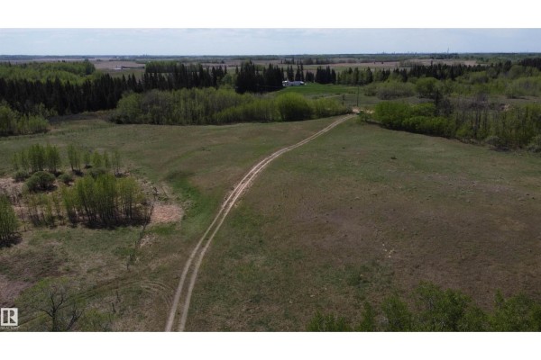 563003 Range Road 205, Rural Lamont County, AB T8A4E4 Photo 5