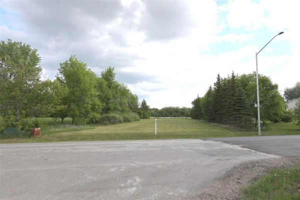5639 No. 9 Highway, St Andrews, MB R1A2Y9 Photo 5