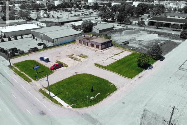 565 Vidal Street South, Sarnia, ON N7V2V8 Photo 2