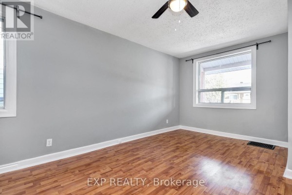 566 Kirkwood Avenue, Ottawa, ON, photo 3