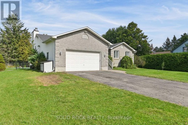 5663 Ferdinand Street, Ottawa, ON, photo 3