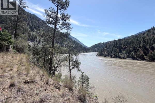 5667 Highway 12 Highway, Lillooet, BC V0K1V0 Photo 2