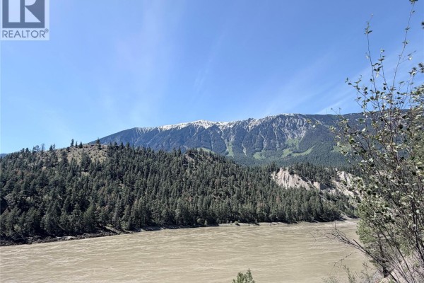 5667 Highway 12 Highway, Lillooet, BC V0K1V0 Photo 3