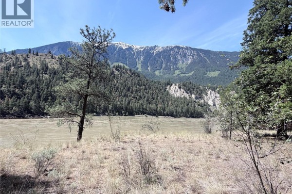 5667 Highway 12 Highway, Lillooet, BC V0K1V0 Photo 4