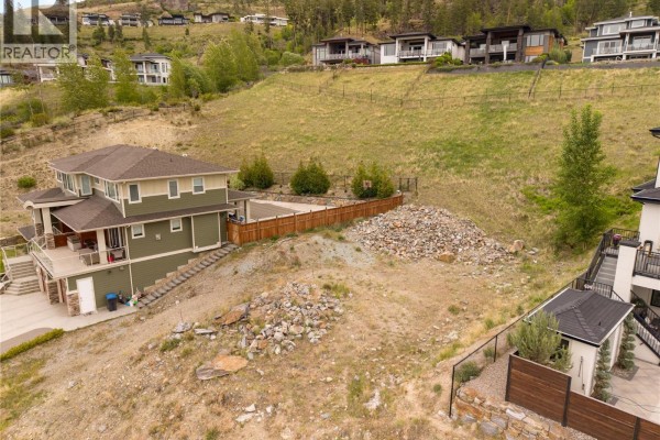 5677 Mountainside Drive, Kelowna, BC, photo 3