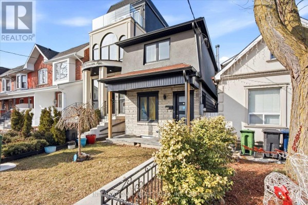 568 Delaware Avenue N, Toronto, ON, photo 3