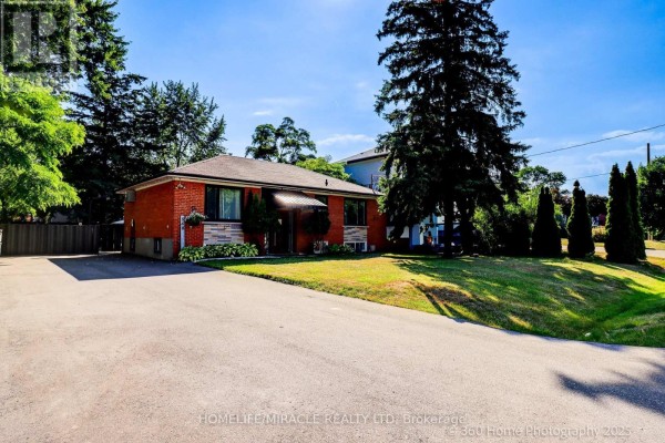 568 Weir Avenue, Oakville, ON, photo 2