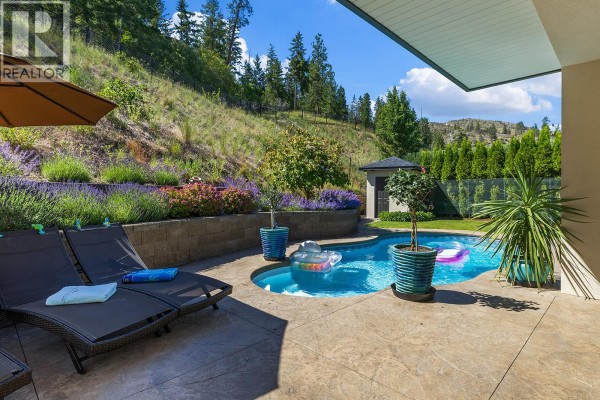 Family room - 5683 Jasper Way, Kelowna, BC V1W5L7 Photo 4
