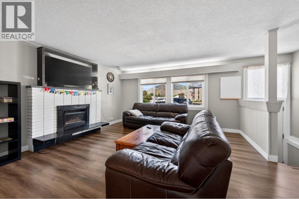 569 Fortune Drive, Kamloops, BC, photo 3
