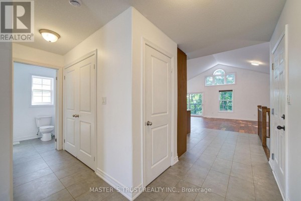 569 Grange Way, Peterborough, ON K9H7M9 Photo 5