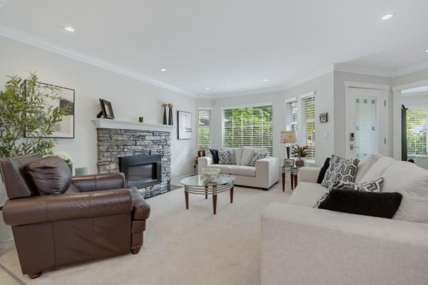 5695 185 Street, Surrey, BC V3S7T1 Photo 5