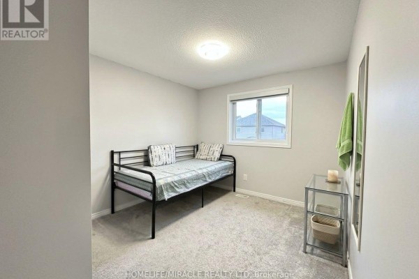 57 Activa Avenue, Kitchener, ON N2E3R3 Photo 5