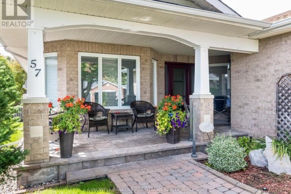 Foyer - 57 Amberlakes Drive, Ottawa, ON K2S2A1 Photo 5