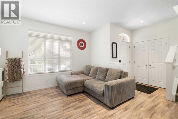 4pc Bathroom - 57 Amery Crescent, Crossfield, AB T0M0S0 Photo 5