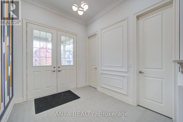 Dining room - 57 Betty May Crescent, East Gwillimbury, ON L9N1S2 Photo 4