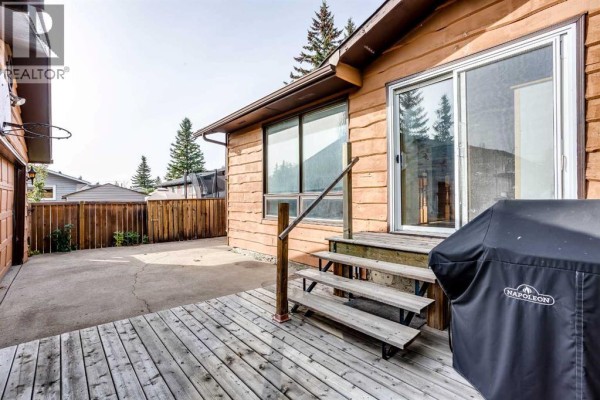 Bedroom - 57 Big Springs Drive Se, Airdrie, AB T4A1N6 Photo 5
