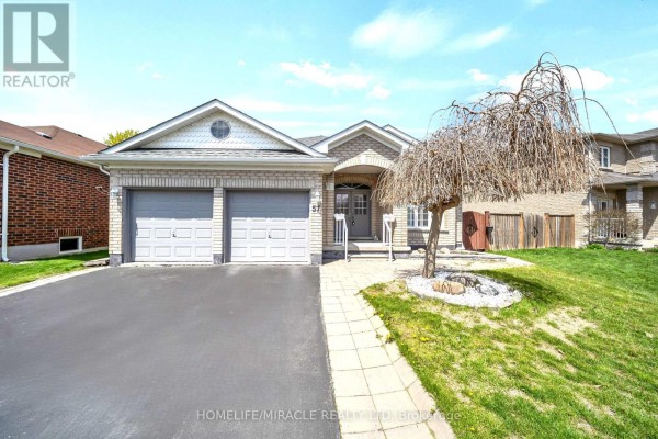 Bedroom - 57 Bronze Crescent, Bradford West Gwillimbury, ON L3Z0B1 Photo 3