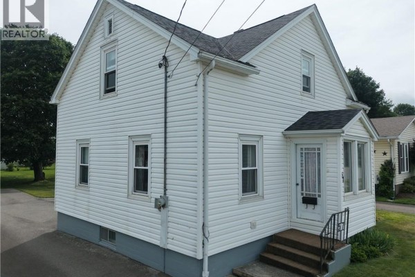 57 Cedar Avenue, Sussex, NB, photo 2