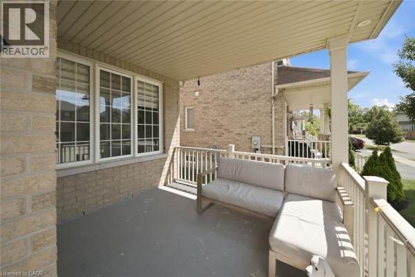 4pc Bathroom - 57 Cheevers Road, Brantford, ON N3T0K3 Photo 4