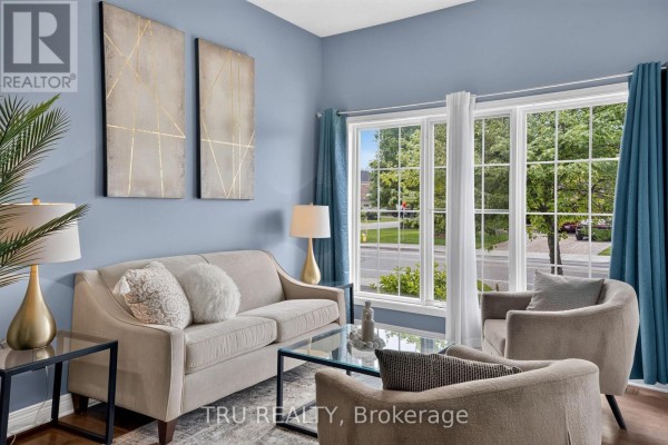Family room - 57 Golflinks Drive, Ottawa, ON K2J4Y4 Photo 4